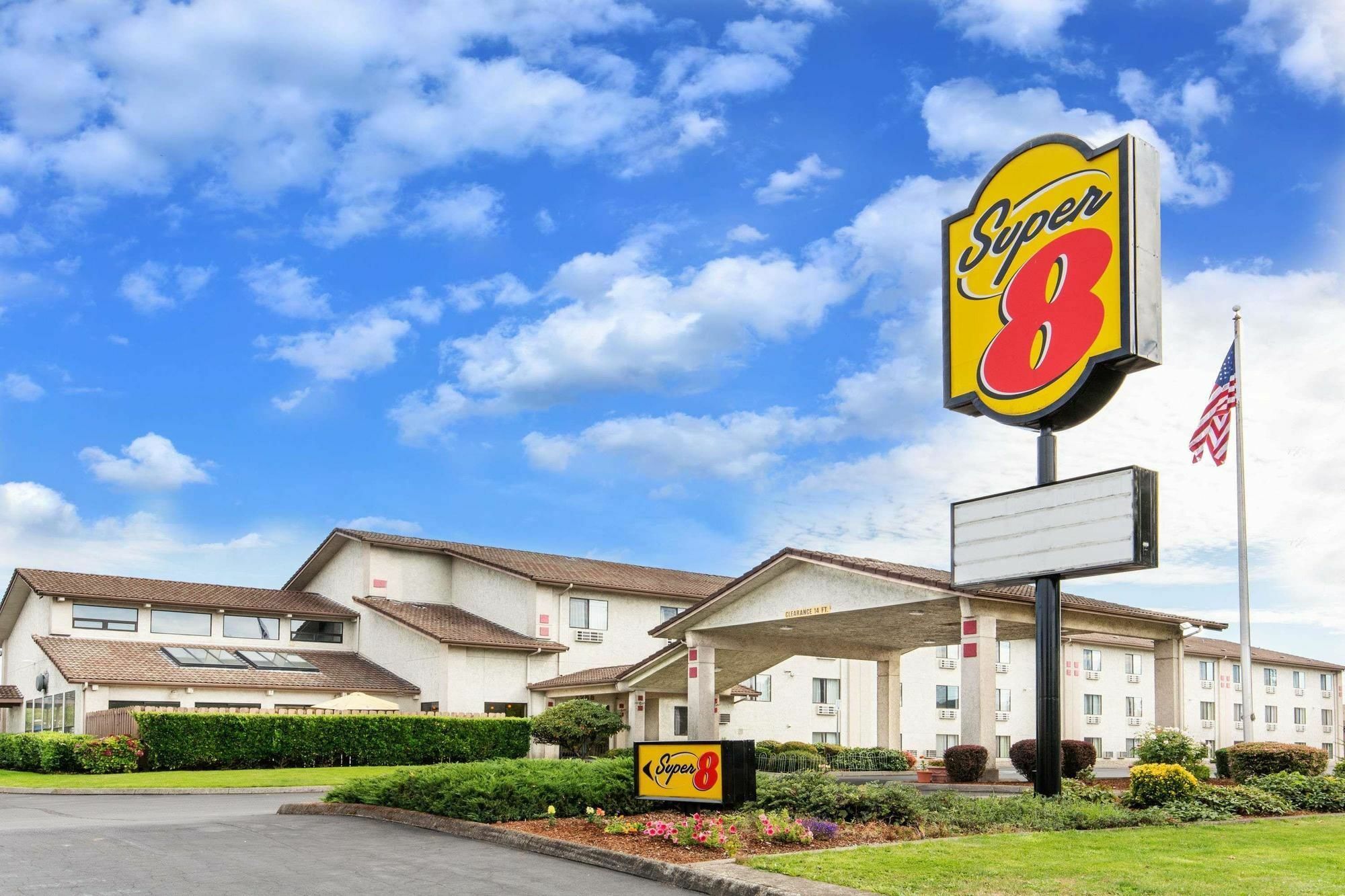 Super 8 By Wyndham Salem酒店 外观 照片